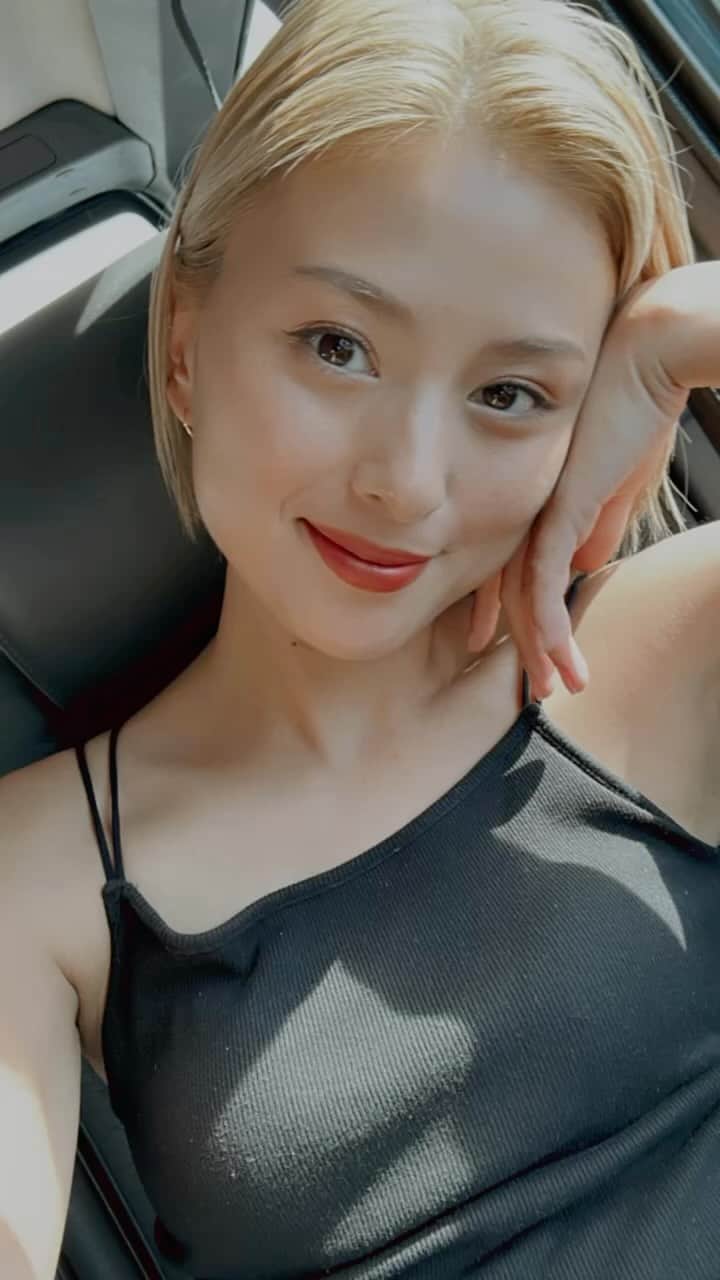 国枝洋子のインスタグラム：「久しぶりにブリーチしてさらにハイトーン🫶🫶」