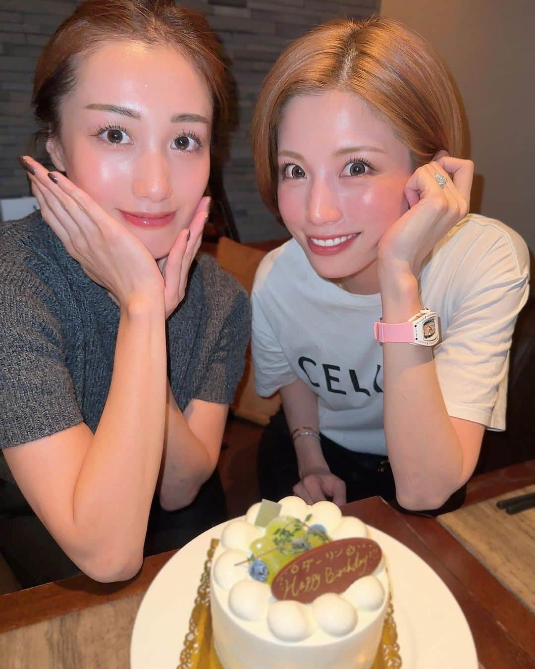 CHIHIRO♡のインスタグラム：「彼氏にお祝いしてもらった🥂  ありがと🥰  ほんときみと仲良くなれて 人生はっぴーだよ😍  #彼氏   ↑たまにこれガチだと思われるw」