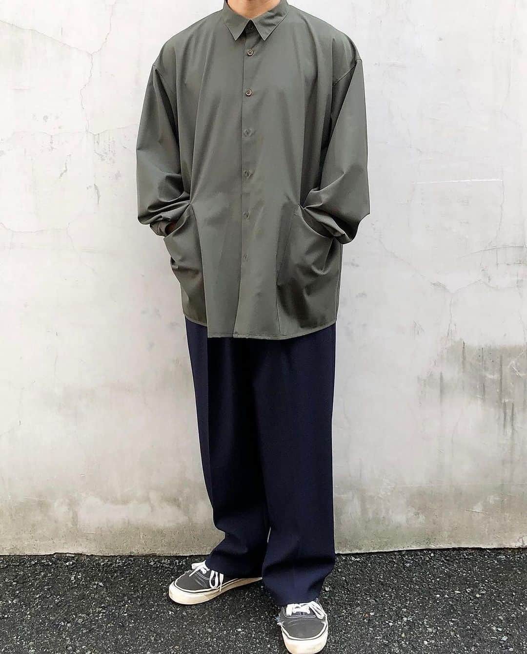 Thenatures Nollyさんのインスタグラム写真 - (Thenatures NollyInstagram)「. DIGAWEL/SIDE POCKET OVERSIZED SHIRT . . . PT-#welcomeraintokyo . @nollyandthenatures . #tottori #鳥取県 #鳥取市 #川端 . #digawel」11月4日 11時36分 - nollyandthenatures