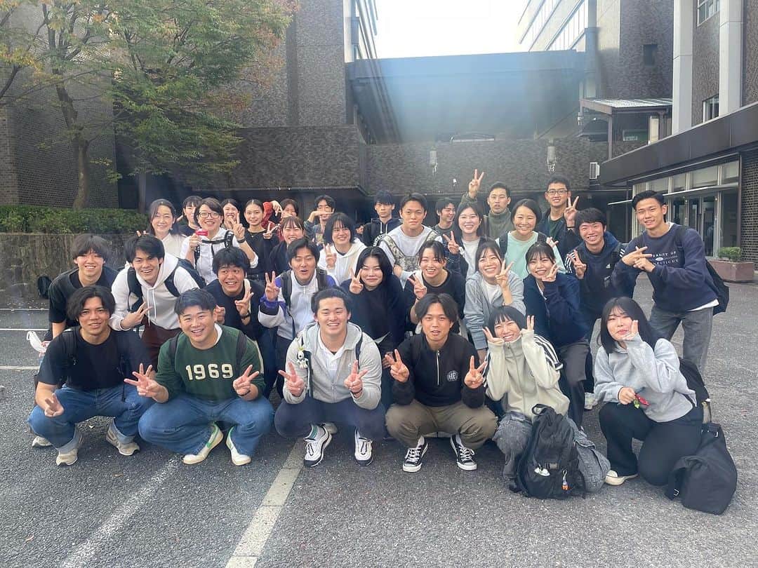 のインスタグラム：「日本スポーツ協会アスレティックトレーナーの筆記試験当日を迎えました🤜🤛✨今年度は49名の学生が受験します☺️みんな全力が出せるように応援していますꉂꉂ📣  #大阪ハイテク #専門学校 #医療 #スポーツ #バイオ #再生医療 #人工知能 #授業 #実習 #アスレティックトレーナー #鍼灸師 #柔道整復師 #臨床工学技士 #バイオ技術者 #AIエンジニア #新大阪 #高校生 #部活 #理論試験 #at筆記試験合格  #アスレティックトレーナー試験対策 #全員合格」