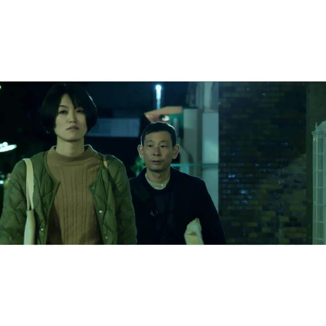 ぎぃ子さんのインスタグラム写真 - (ぎぃ子Instagram)「本日から坂本礼監督 映画『 #二人静か 』新宿・K's cinemaにて上映されます！ 本日の上映は18:30～ 上映後登壇もしますので、是非映画館にお越しください🙇‍♀️  ケイズシネマのサイトからご予約もできます！  私は莉奈役で出演しています。  試写で観た時、時々呼吸をするのも忘れていました。息がつまります。でも、それでも、生きています。  映画館でお会いしましょう。  私が登壇するのは今日、明日、10日ですが、登壇日以外も最初の一週間はケイズシネマに遊びに行く予定です✨  (※R18+)  #映画 『二人静か』 監督： #坂本礼 さん 脚本： #中野太 さん  主演： #西山真来 さん　#水澤紳吾 さん  #ぎぃ子　#裕菜 さん　#伊藤清美 さん　#佐野和宏 さん　#川瀬陽太 さん　#小林リュージュ さん  企画： #朝倉庄助 さん エグゼクティブプロデューサー： #田尻裕司  さん #田尻正子 さん プロデューサー： 坂本礼 さん　#寺脇研 さん　#森田一人 さん 助監督： #山城達郎 さん 撮影： #鏡早智 さん 録音： #菅沼緯馳郎 さん 録音助手： #清水健司 さん 制作応援： # 女池充 さん 衣装： #鎌田英子 さん スチール： # 小谷野真有 さん 編集： #蛭田智子 さん サウンドデザイン： #弥栄裕樹 さん 仕上げ： #田巻源太 さん 製作： #冒険王株式会社　 #国映株式会社　制作： #国映映画研究部　 配給： #株式会社インターフィルム  #CRGACTORS」11月4日 11時54分 - giko.giko.giiko