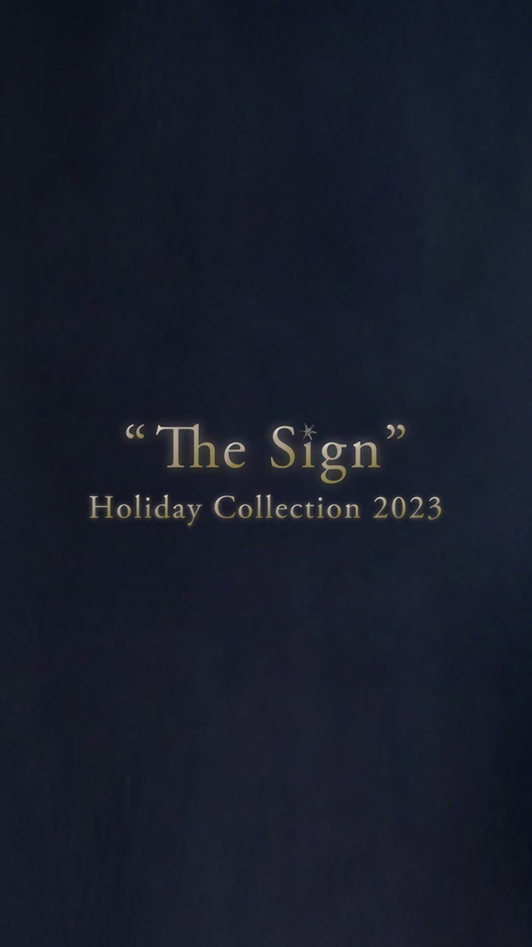 ANAYIのインスタグラム：「【LOOKBOOK公開中】 Holiday Collection 2023 "The Sign"   OFFICIAL ONLINE STOREにて 店舗ローンチに先駆けて先行予約会が開催中。   ＿＿＿＿＿＿＿＿＿＿＿＿＿＿＿＿   星宙をイメージしたミッドナイトネイビーを基調に、 星の煌めきをラメやスパンコールで表現。   タロットモチーフプリントや、 ラメ刺繍で描いた星柄を取り入れた ニットアイテムはフェミニンシックなスタイルに。   ウェアに合わせてデザインされた、 オリジナルのアクセサリーで 瞬きをプラスしドレスアップ。   デイリーから特別なシーンまで 着こなしのバリエーションを楽しめる、 気持ちが高揚するコレクション。   ＿＿＿＿＿＿＿＿＿＿＿＿＿＿＿＿   "Holiday Collection 2023"  LOOKBOOKは@anayi_officialハイライトから   ぜひご覧ください✨   #ANAYI #アナイ #HolidayCollection2023_ANAYI」