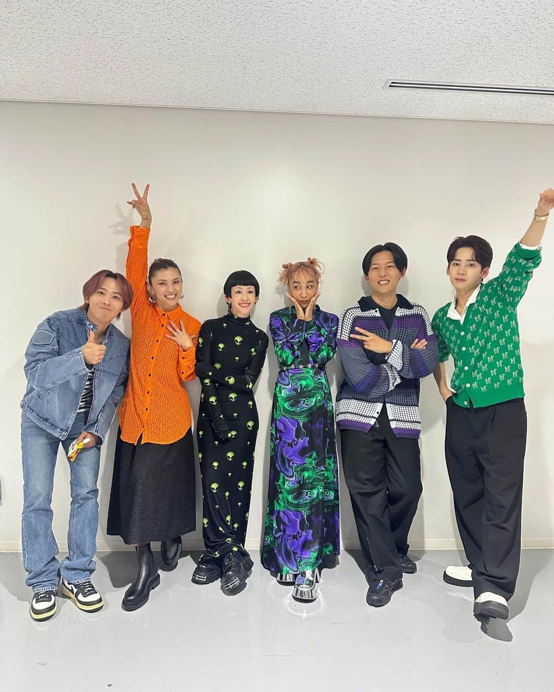 仲宗根梨乃のインスタグラム：「@produce101japan_official #produce101jpthegirls 💕 @skullhong12 @kaela_official @thelmaaoyama @kenthe390 @yumekitakenaka_  A lots of Love ❤️ Grateful 🙏 練習生ありがとう😭　国プさんありがとう. Thank you to my team. Hair/makeup @mado_chan_  assistant @takara_aid . Stylist @ano4422 . Clothing brand @henai_official」