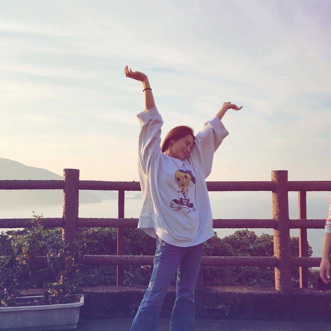 チェヨンのインスタグラム：「으악  너무 피곤해」