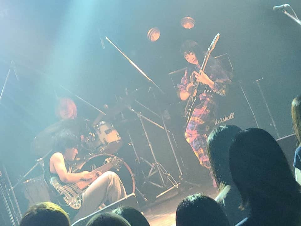 ASTERISM（アステリズム）さんのインスタグラム写真 - (ASTERISM（アステリズム）Instagram)「・ 🔹LIVE🔹 Thank you for coming to "School Festival" at @esp_osaka 🙏️☺️  🎸NEXT GIG 🎸 Nov. 4th Sat(Today...!!) at RAD SEVEN  Finally, the first day of One-Man tour😆🤘  #ASTERISM #アステ #LIVE」11月4日 12時41分 - asterism.asia