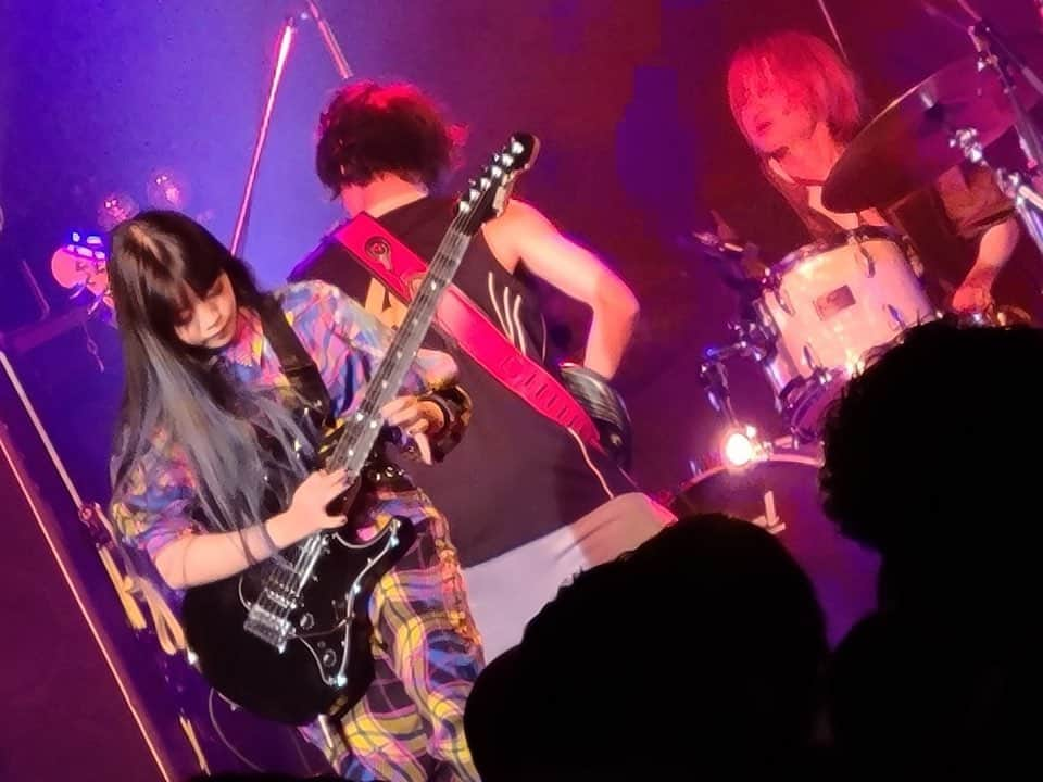 ASTERISM（アステリズム）さんのインスタグラム写真 - (ASTERISM（アステリズム）Instagram)「・ 🔹LIVE🔹 Thank you for coming to "School Festival" at @esp_osaka 🙏️☺️  🎸NEXT GIG 🎸 Nov. 4th Sat(Today...!!) at RAD SEVEN  Finally, the first day of One-Man tour😆🤘  #ASTERISM #アステ #LIVE」11月4日 12時41分 - asterism.asia