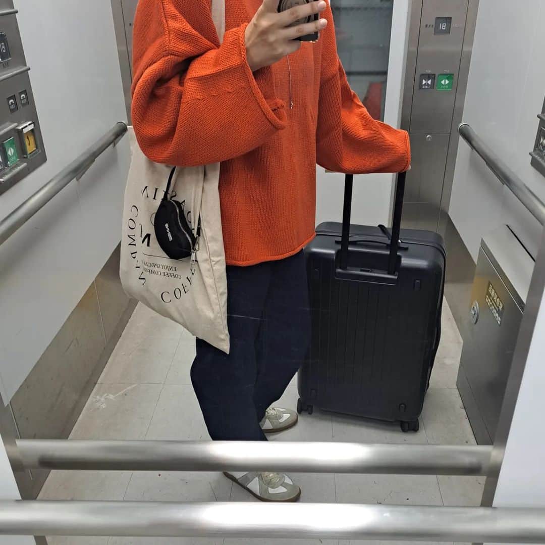 miii.iiiieのインスタグラム：「*** 🍊×🧢 ランチも美味しかった日🍴」