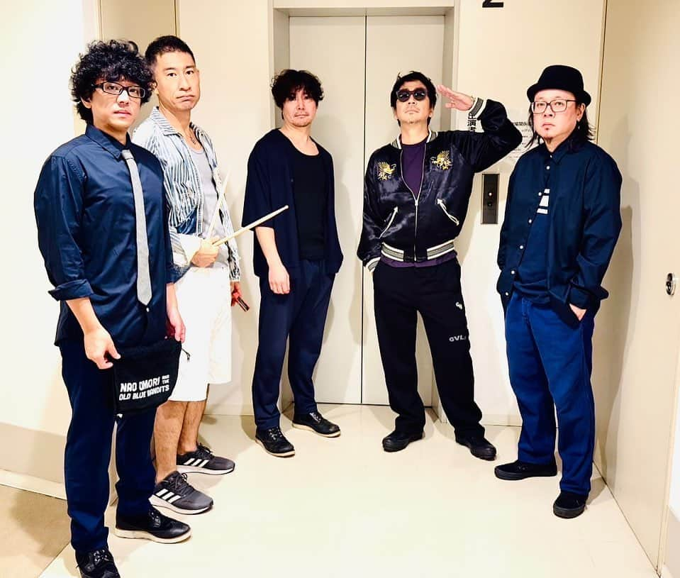 月に吠える。さんのインスタグラム写真 - (月に吠える。Instagram)「昨日は YOKOSUKA ROCK'NROLL FESTIVAL ありがとうございました。  総合プロデューサーの野澤さん 横須賀市長の上地さん ありがとうございました。」11月4日 12時47分 - tsukinihoeru.6960.naoomori