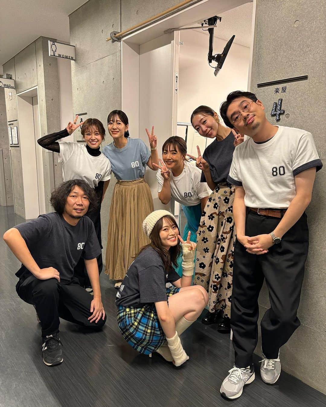 浜崎美保のインスタグラム：「先日の楽屋ショット📸  明日は🌊  ／ 🌎コスモアースコンシャスアクト クリーン・キャンペーン in 茅ヶ崎🏖️ ＼  THE TRADから中川絵美里さん、Skyrocket Companyから浜崎美保が参加します😋感謝祭のチームコンビ🤭🫶  参加されるみなさん、今日より気温は低いですが日焼け対策が必要かもしれません😎☀️  いい汗かきましょ〜😋👍✨  #tokyofm #コスモアースコンシャスアクトクリーンキャンペーン #サザンビーチ茅ヶ崎 #茅ヶ崎 #THETRAD #thetrad  #中川絵美里 さん #スカロケ  #浜崎美保」