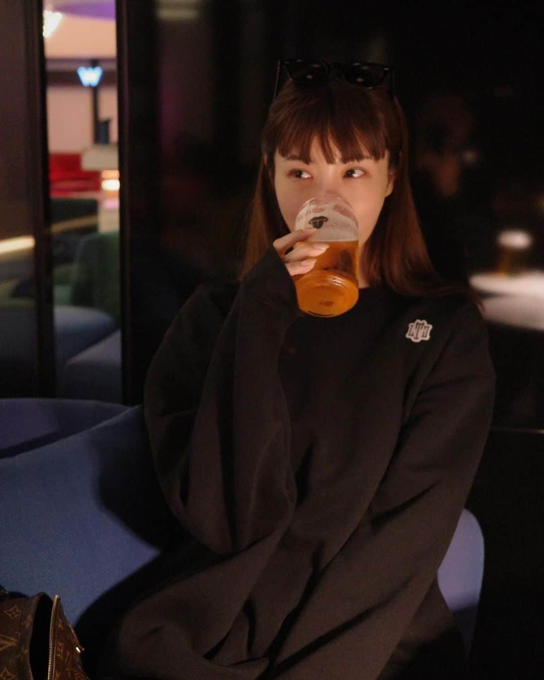 izu（出岡美咲）さんのインスタグラム写真 - (izu（出岡美咲）Instagram)「OFFの日。 東京から友達が来てくれた。  お化粧しない ビール飲む けらけら笑う 大優勝🥇  #dayoff」11月4日 13時22分 - izu_stagram