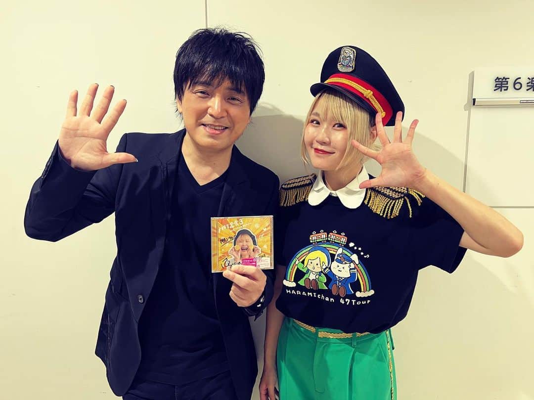 押尾コータローさんのインスタグラム写真 - (押尾コータローInstagram)「ハラミちゃん47都道府県ピアノツアー 千葉公演に行ってきました。 大阪公演からさらに進化したステージに感動。 愛に溢れたコンサートでした。 #ハラミちゃん #ハラミちゃん47ツアー  #押尾コータロー #kotaro oshio #guitar」11月4日 13時31分 - kotaro040