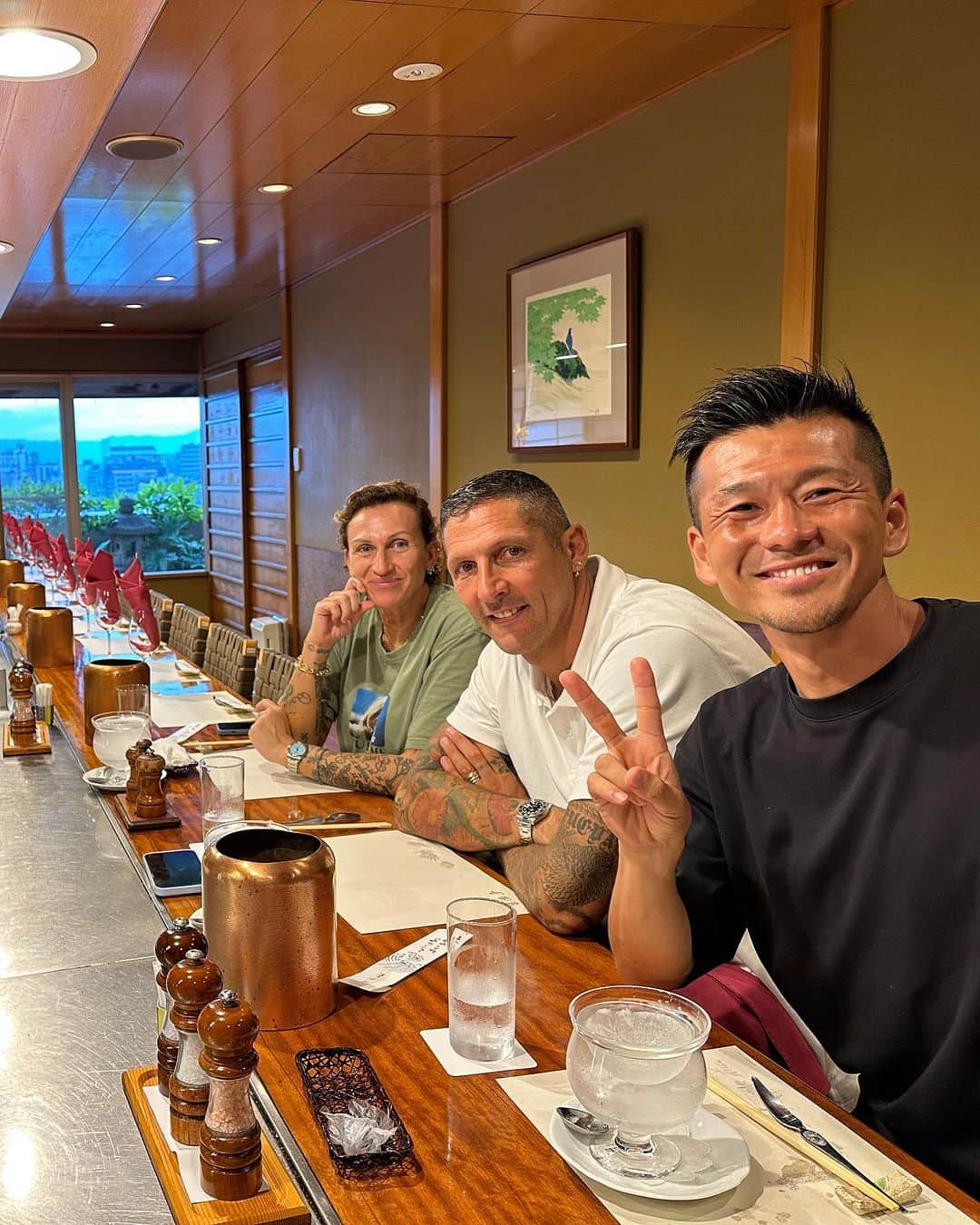 渡邉将基さんのインスタグラム写真 - (渡邉将基Instagram)「Grazie mille🇮🇹🏟️🏆 @marcomaterazzi @inter」11月4日 14時06分 - masakiwatanabe1202