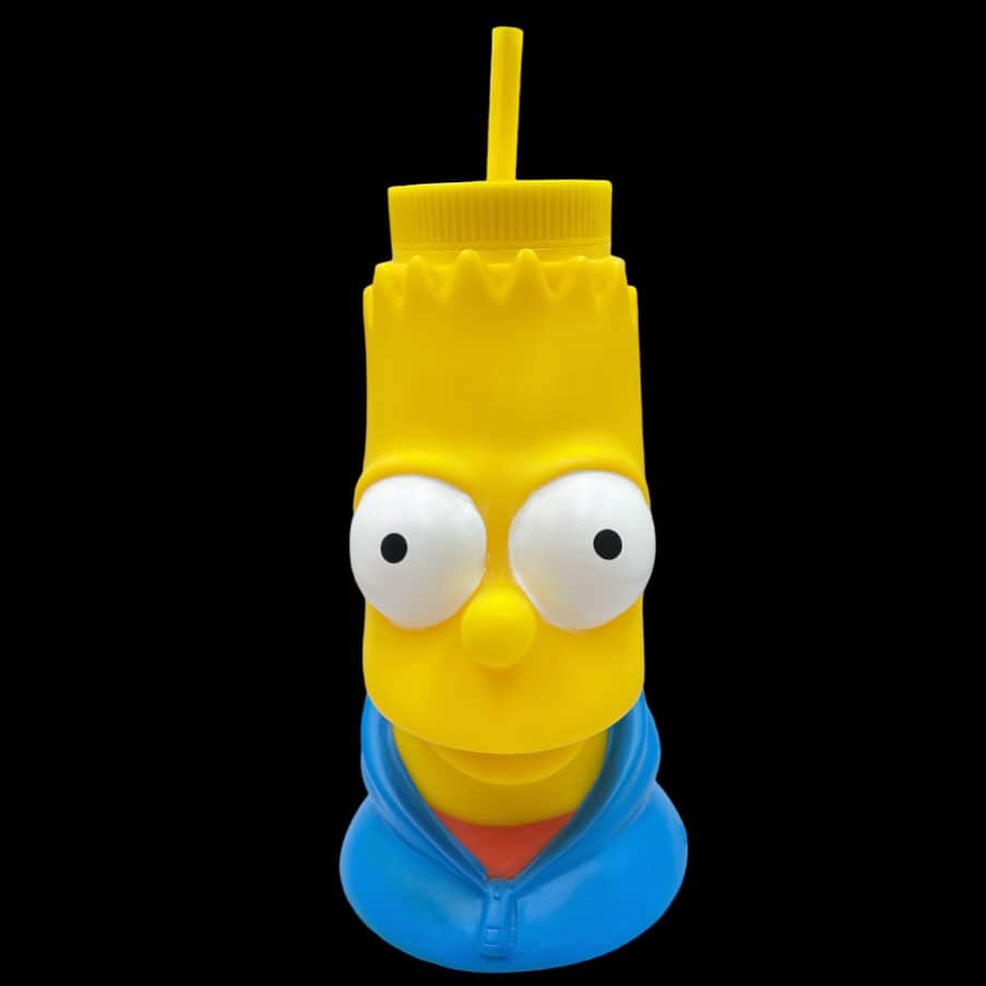 おもちゃやSPIRALのインスタグラム：「The Simpsons BART drink bottle 入荷しました🎵  とっても大きくて可愛いです🧚‍♀️」