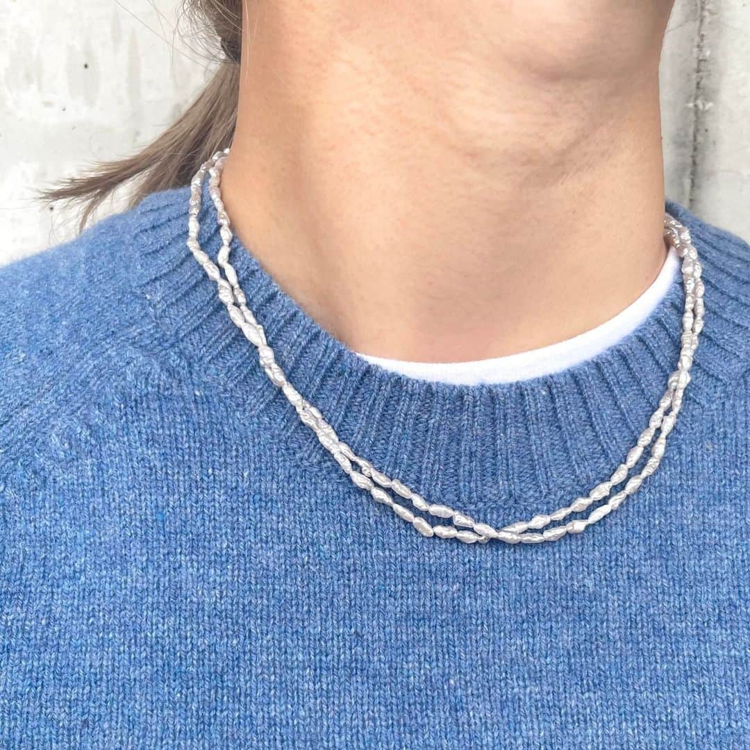 nojess_officialさんのインスタグラム写真 - (nojess_officialInstagram)「【2023 Winter Collection】 ナチュラルな風合いの淡水パールをシンプルに組み上げたネックレス。 いびつで個性的なパールを使うことで、カジュアルファッションに似合う、抜け感のある雰囲気に仕上げました。  #nojess #accessories #jewelry #ring #pierce #necklace #limitededition #ノジェス #アクセサリー #ジュエリー #リング #ピアス #ネックレス #マイノジェス #ギフト #プレゼント #ご褒美ジュエリー #華奢ジュエリー #パール #淡水パール」11月4日 21時00分 - nojess_official