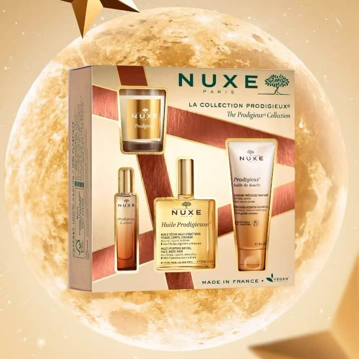 Nuxe Japanのインスタグラム：「. <プロディジュー コレクション キット>  ニュクスを代表する「プロディジュー オイル」は、 うっとりとするような甘い芳醇な香りが 虜になると評判のベストセラー。  全身を甘美な香りで包み、 優雅なひとときを。  セット内容： プロディジュー オイル 100mL［現品］ プロディジュー シャワー オイル 100mL プロディジュー ル オード パルファム 15mL プロディジュー キャンドル 70g  11/8(水)より公式オンラインにて先行発売スタート！ 数量限定発売となっておりますので、お早目にお買い求めくださいませ。  #NUXE #ニュクス #ニュクスオイル #nuxeオイル  #ニュクスプロディジューオイル #ナチュラルコスメ #自然派コスメ #フェイスケア #ボディケア #ヘアケア #ハンドケア #ネイルケア #スキンケア #プロディジューオイル #オイル #美容オイル #美肌ケア #ヘアオイル使い方 #オイル美容  #フェイスオイル #クレンジング #オーガニックコスメ #クリスマスコフレ #クリスマスギフト #クリスマスコフレ2023 #クリスマス準備 #ホリデーコフレ #ホリデーギフト」