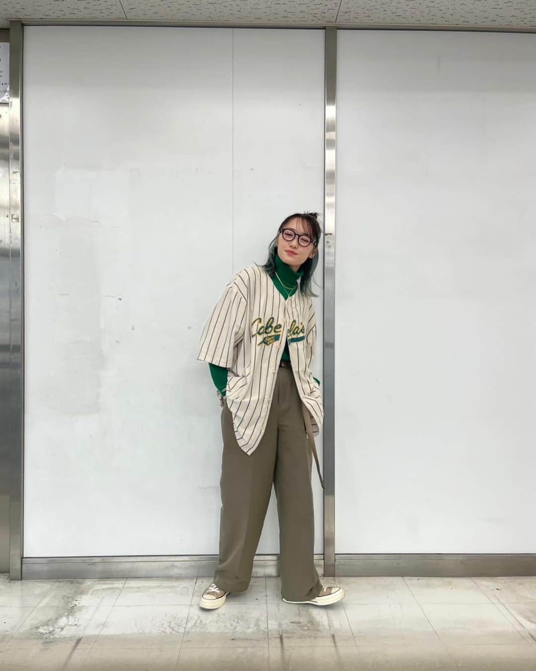 工藤遥さんのインスタグラム写真 - (工藤遥Instagram)「. カレンダーイベント、ありがとうございました〜🌐  tops:@aoyama_ladies  sizeM bottom:@aoyama_ladies  sizeL glasses:@resee.official  #遥服#半目」11月4日 16時22分 - haruka_kudo.official