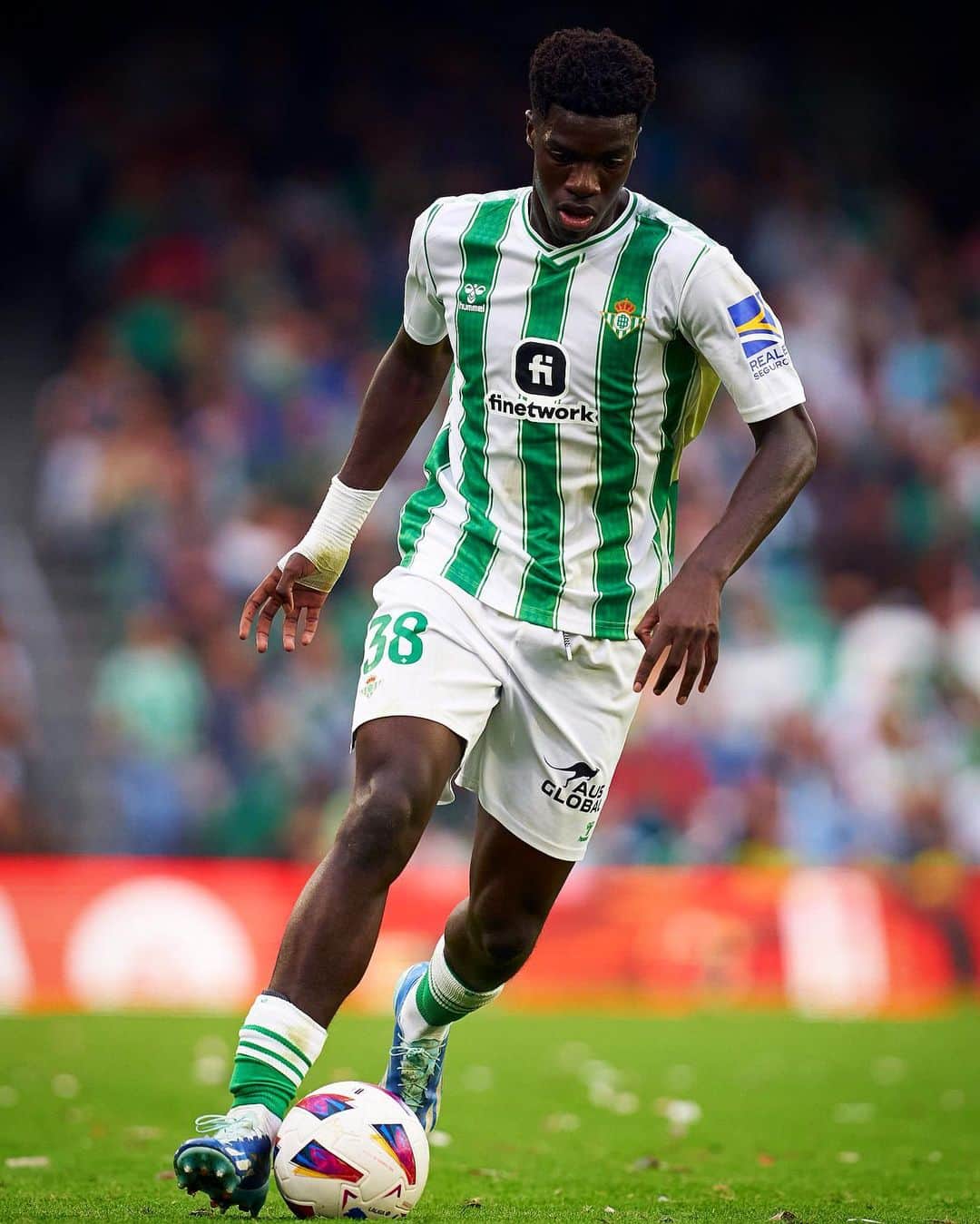 レアル・ベティスのインスタグラム：「💥 @assandiao.8 💥   #DíaDeBetis #realbetisrcdmallorca」