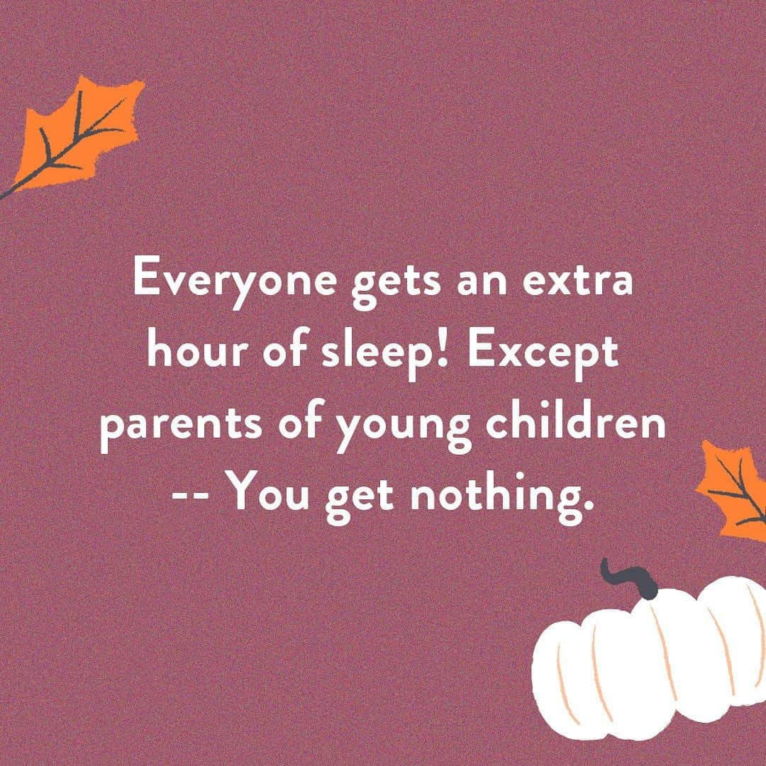 The Honest Companyさんのインスタグラム写真 - (The Honest CompanyInstagram)「Don't forget to 'fall back' this weekend! ⏰🍂 It's time to set your clocks back and attempt to enjoy that extra hour of cozy sleep! 😅」11月5日 1時55分 - honest