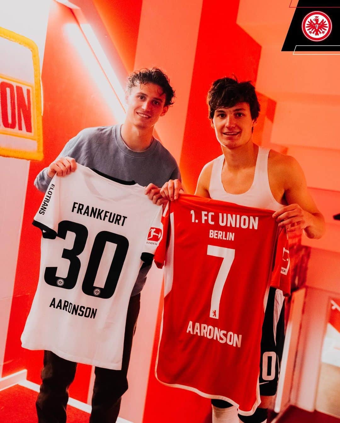 アイントラハト・フランクフルトのインスタグラム：「🇺🇸🤝 true brotherhood! 🥰 • • #SGE #Eintracht #Frankfurt #EintrachtFrankfurt」