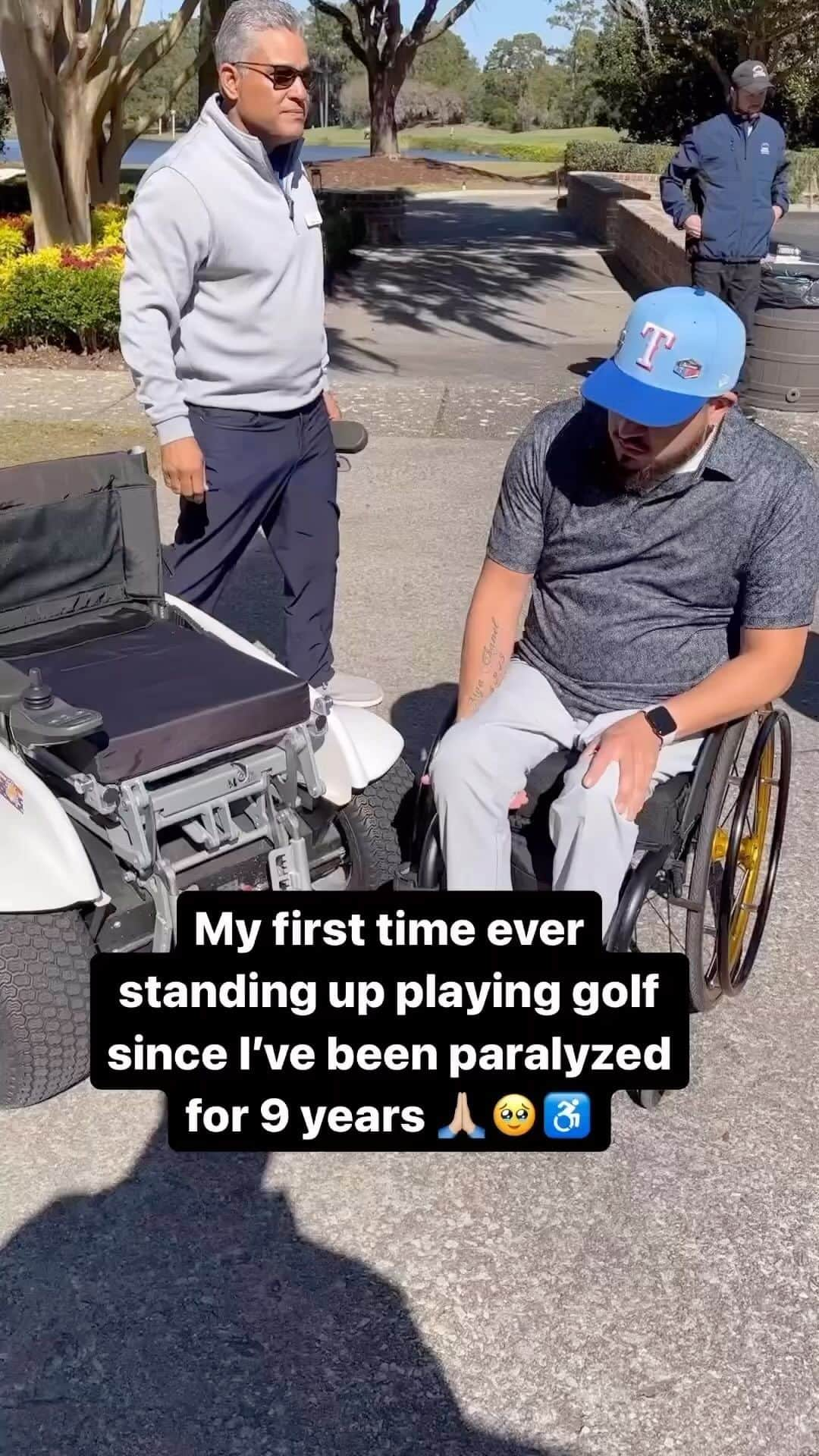 チョン・インジのインスタグラム：「How awesome is this?  We’re not crying, you are. 🥺  (via @wheelchairpapi/IG)」