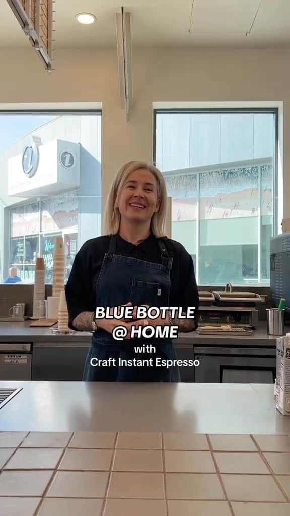 Blue Bottle Coffeeのインスタグラム：「How to make our cozy, seasonal favorite - the Black Cardamom Latte - at home! No barista training required.」