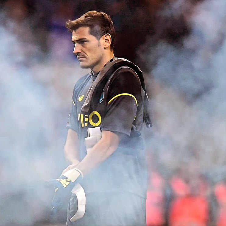 イケル・カシージャスのインスタグラム：「😇#ikercasillas #casillas #ikercasillasoficial #iker_casillas #ikercasillasfernández #ikercampeão #ikercasillasfan」