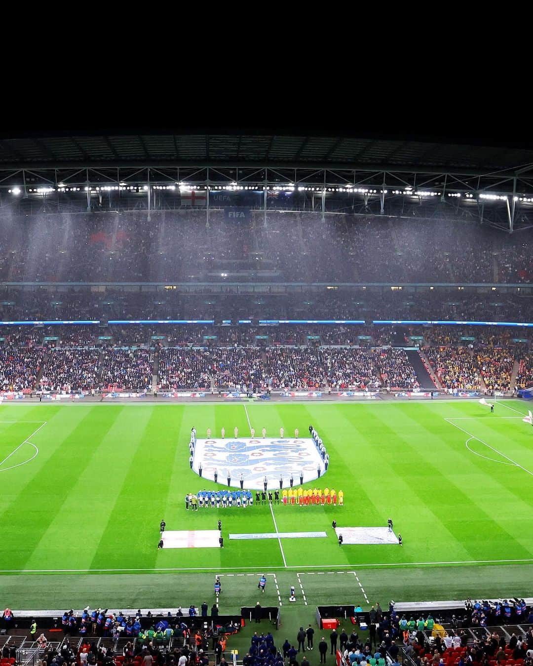 サッカー イングランド代表チームのインスタグラム：「October rewind ⏪   November #ThreeLions camp: 🔜」