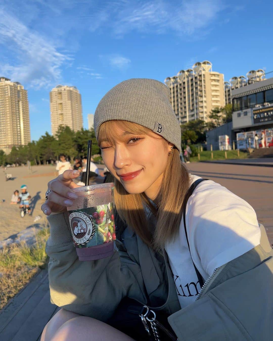 小山莉奈のインスタグラム：「🌞예쁜 비니♡」