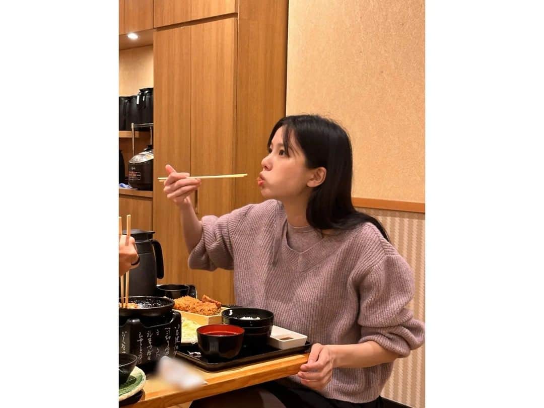 Kep1erさんのインスタグラム写真 - (Kep1erInstagram)「일본에서 찍은 오프샷들😚🩵🩵 맛있는것도 많이 먹었쬬~~  #히카루 #HIKARU #Kep1er #케플러」11月4日 18時43分 - official.kep1er