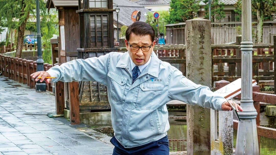 Netflix Japanさんのインスタグラム写真 - (Netflix JapanInstagram)「◆配信開始 映画『大河への道』（日本）  中井貴一、松山ケンイチ、北川景子 出演。  日本初の実測地図を作り上げた偉人・伊能忠敬の大河ドラマの実現を目指す、千葉県香取市役所職員の池本保治（中井貴⼀）。  しかし企画実現に奔走するうち、日本地図完成に隠された驚きの物語が明らかに。  #大河への道 #中井貴一 #松山ケンイチ #北川景子 #映画 #Film #ネトフリ #ネットフリックス #netflix」11月4日 19時00分 - netflixjp