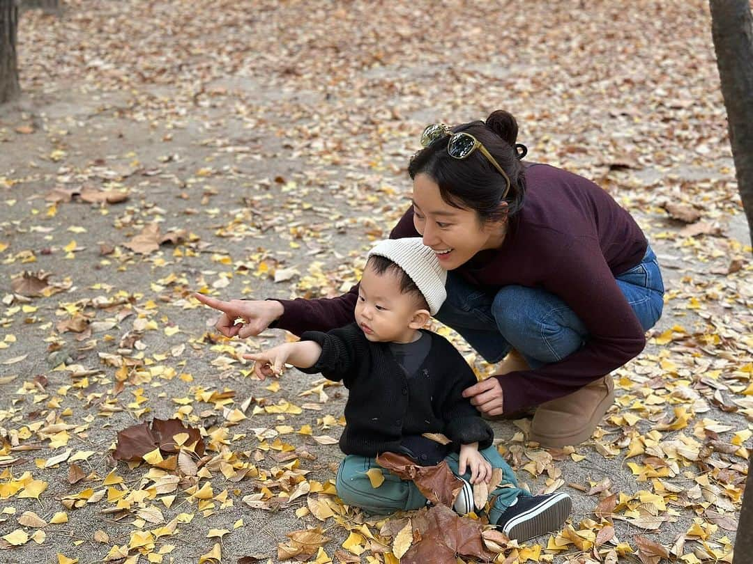 チョン・ヘビンのインスタグラム：「너와 두번째 가을🍁🍂」