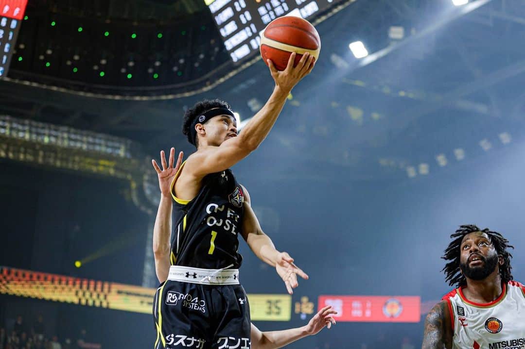 群馬クレインサンダーズさんのインスタグラム写真 - (群馬クレインサンダーズInstagram)「𝐓𝐎𝐃𝐀𝐘'𝐒 𝐏𝐇𝐎𝐓𝐎📸  #群馬クレインサンダーズ #BEBOLD #Bリーグ」11月4日 19時36分 - gunmacrane3ders