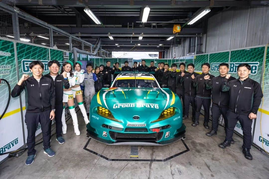 吉田広樹さんのインスタグラム写真 - (吉田広樹Instagram)「#SUPERGT Rd.8 モビリティーリゾートもてぎ🏁 予選はP7でした！  良いアタックが出来た感触もあったのですが ライバル勢はさらに速かったです💦  明日のレースはチームとして 今シーズンの集大成のレースに出来るようベストを尽くします！！  #埼玉トヨペット #GreenBrave #grgarage浦和美園 #TOYOTA #GRSUPRAGT #スープラ #TCD #BRIDGESTONE #大石博久カメラマン」11月4日 19時47分 - hiroki44da