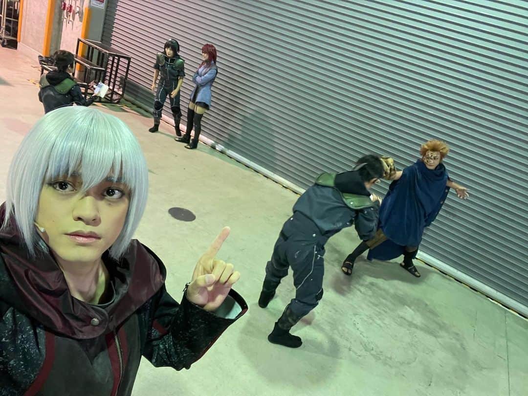 前田隆太朗のインスタグラム：「香燐と重吾が撮影会してた📸 #舞台NARUTO」