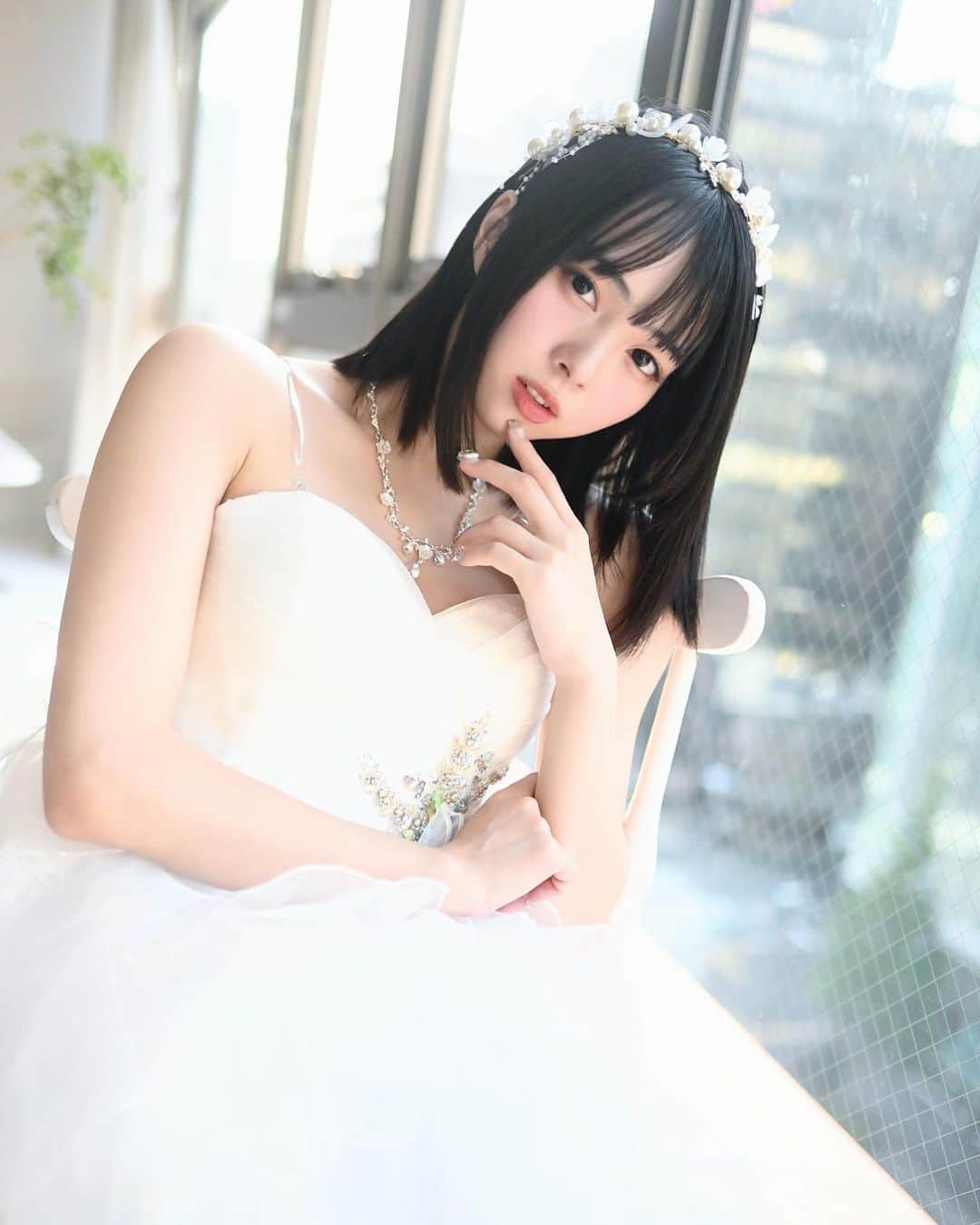 神南里奈さんのインスタグラム写真 - (神南里奈Instagram)「思い出深い大切なドレス🤍🕊️ 撮影会で着たのー！ みんなに見てもらえて嬉しかったな☺️ #毎日投稿」11月4日 20時32分 - kannami_rina