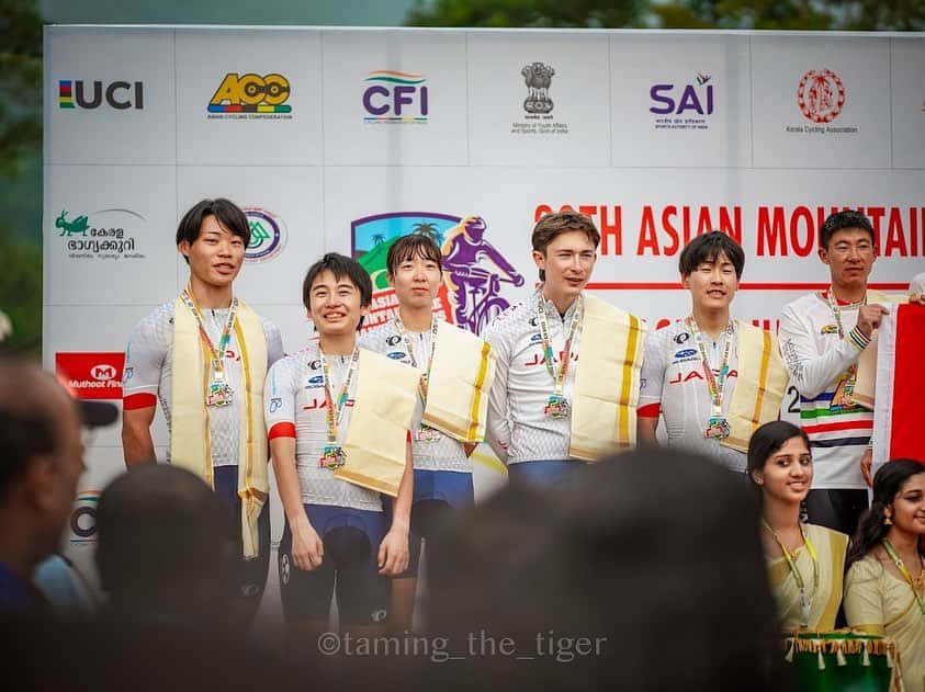 沢田時のインスタグラム：「Thank you for the nice photos!! （ @taming_the_tiger )  アジア選手権から1週間が経ちました🇮🇳 現地で起きる日本ではあり得ないようなストレスフルな出来事も、仲間といれば笑いに変えて前に進んでいけるのは素晴らしいことだと思います。帰国してから珍しく体調を崩してしまい、やはり相当に疲れていたんだなと実感しました💦  次のアジア戦はすぐにやってきます。 またこのメンバーでリベンジしたい🔥」