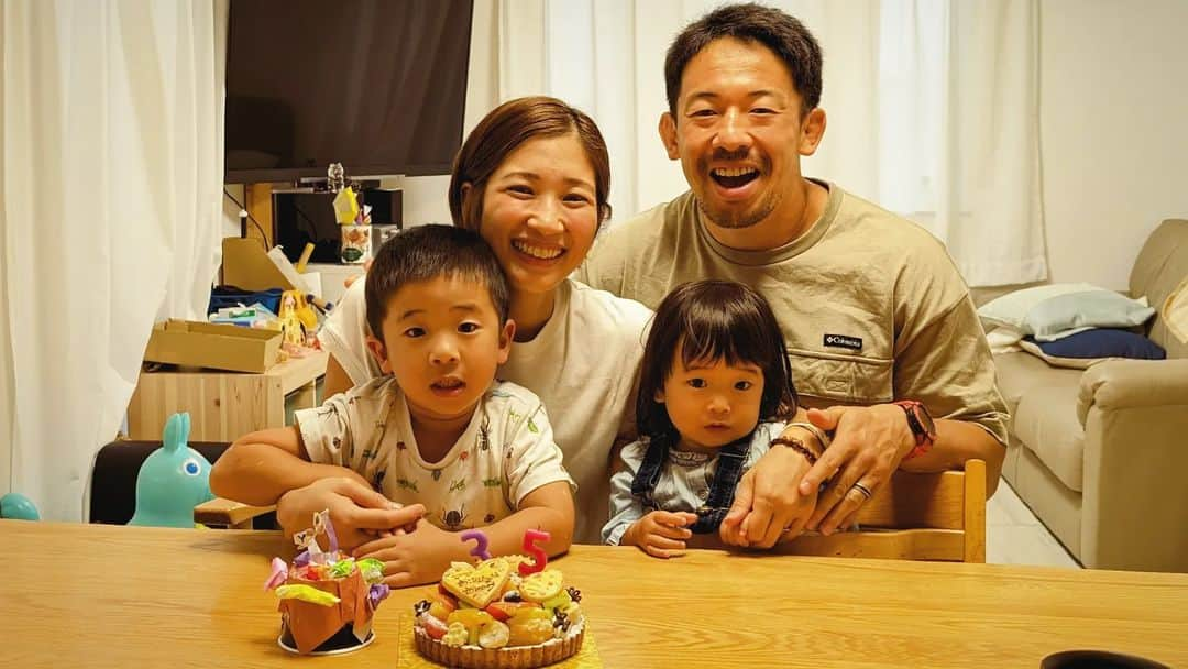 村田毅のインスタグラム：「Happy 35th Birthday to my wonderful wife😘 You are the sunshine of my life☀️ いつもありがとう！」