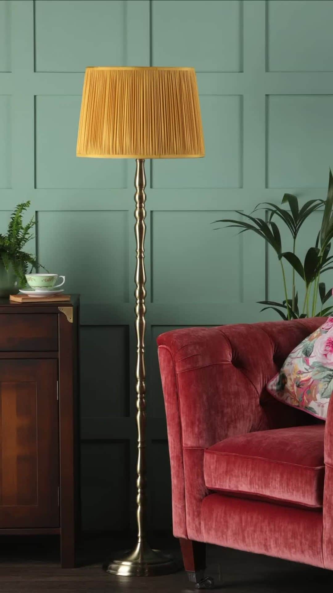 ローラアシュレイのインスタグラム：「Create an athmosphere of warmth in your home with our eye-catching range of lighting pieces.⁣ ⁣ Now available on lauraashley.com and @nextofficial」