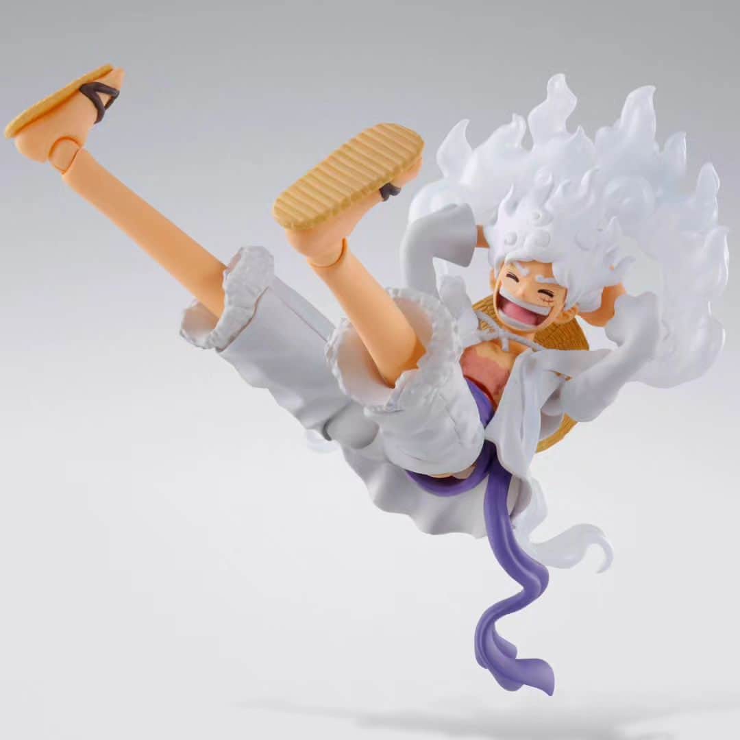 ONE PIECEスタッフ公式のインスタグラム