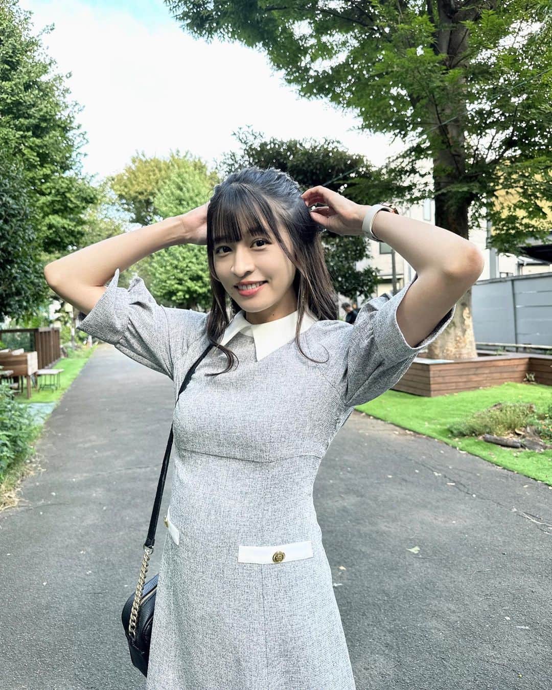 四島早紀のインスタグラム：「3連休楽しんどる〜〜〜？？🌿  昨日はtalkport四島会でニコニコになったよ🥰 明日はライブだ♡楽しみ〜♡♡  #instagood #instalike #likeforlikes #likeforfollow #followme #fff #japanese #japanesegirl #黒髪 #黒髪ロング  #photography #コーデ #ootd #dior #秋 #swingle #ワンピースコーデ」