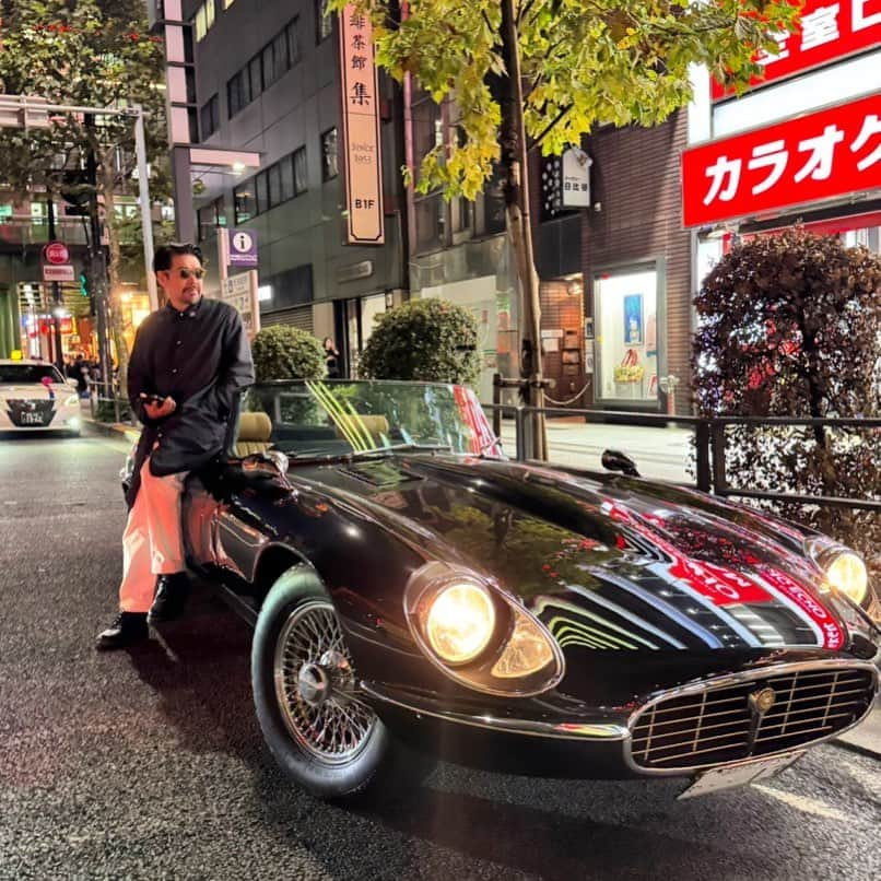 滝沢伸介のインスタグラム：「走りも気候も最高に気持ちいい。 #jaguaretype」