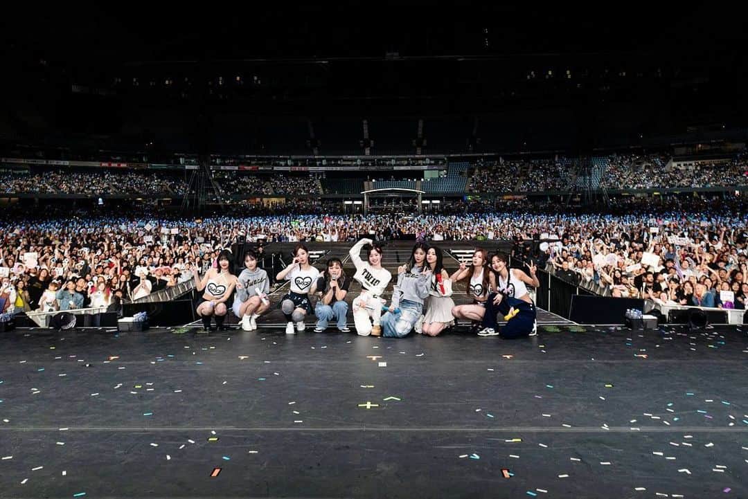 TWICEのインスタグラム：「TWICE 5TH WORLD TOUR 'READY TO BE' IN #MELBOURNE   Melbourne ONCE🍭💕  It was such a dream to perform in this beautiful city again!  You guys stole our hearts with your sweetness and amazing energy.   Thank you for hyping us up with your cheers & bright Candy Bong lights!  Our Melbourne ONCE always knows what's up💯   We love you so much and miss you already🩷  #TWICE #트와이스 #READYTOBE #TWICE_5TH_WORLD_TOUR」