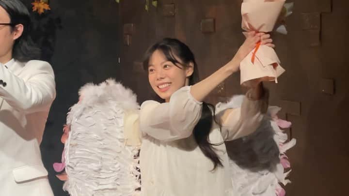 ユン・ジウォンのインスタグラム：「연극 #춘천거기 일주일 남았습니다아~! 많이 많이 보러오셔용🫶🏻」