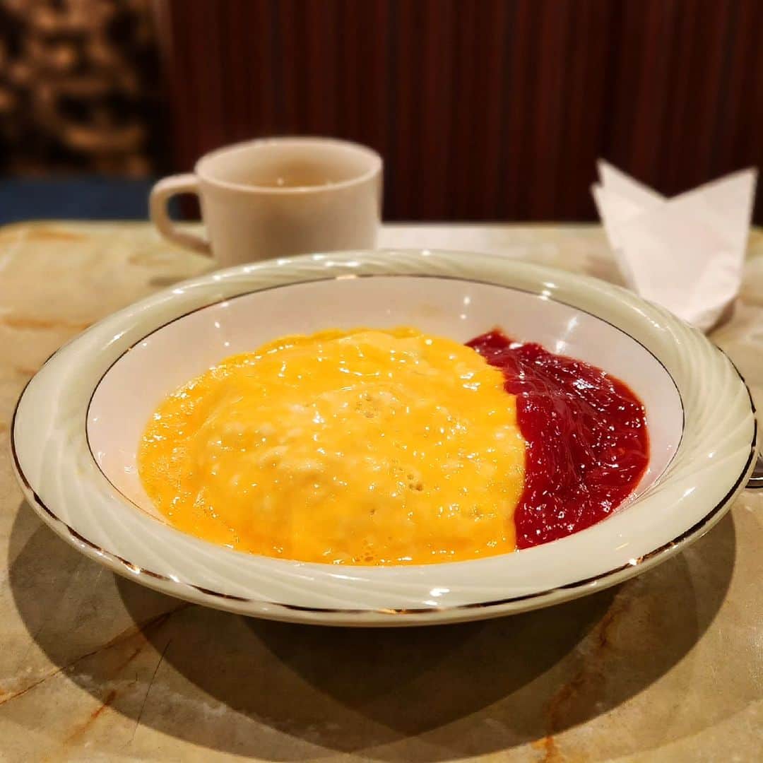 ミスター黒猫（黒猫仙人）のグルメインスタ