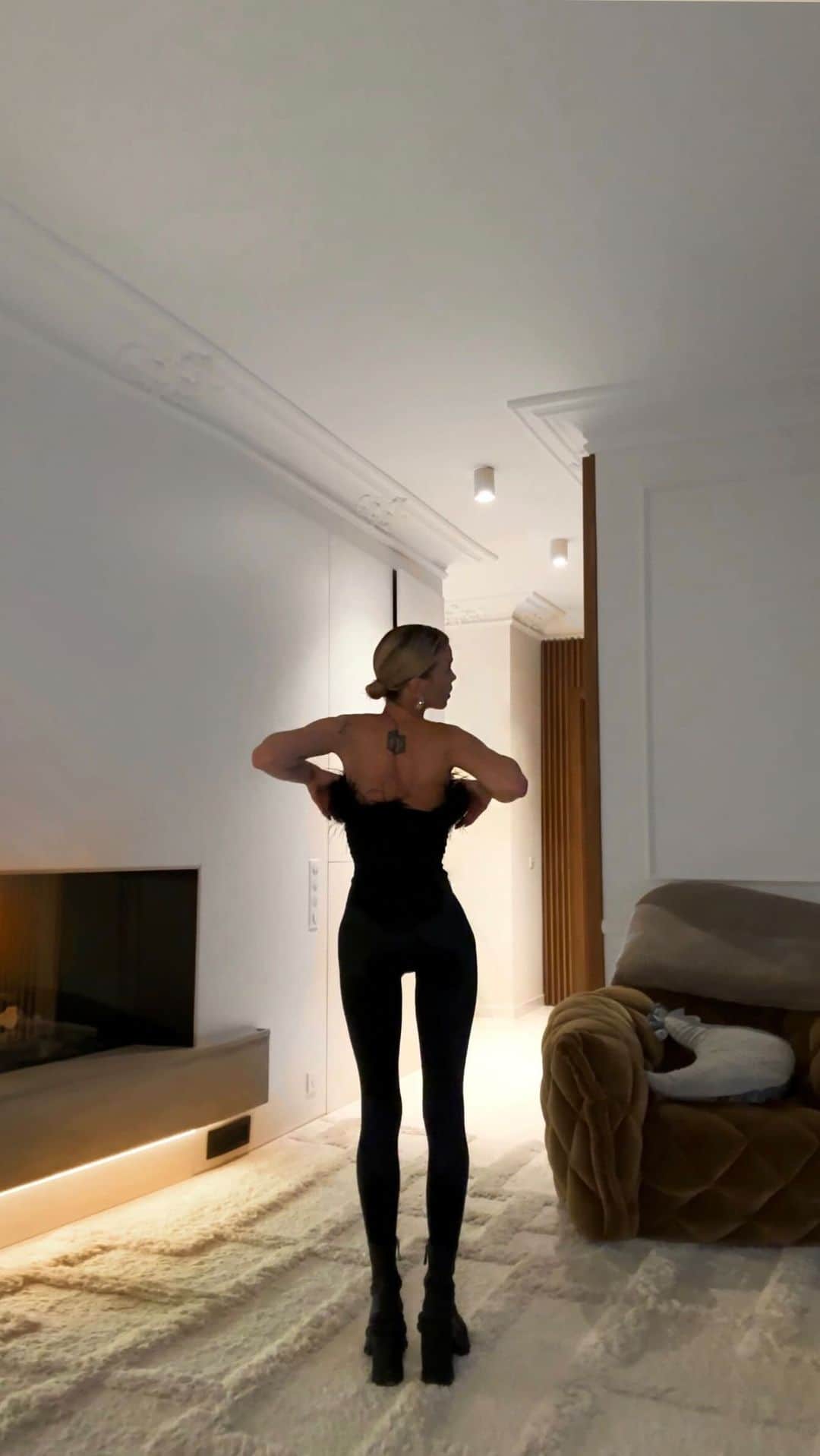 Juliett K.のインスタグラム：「🐈‍⬛」