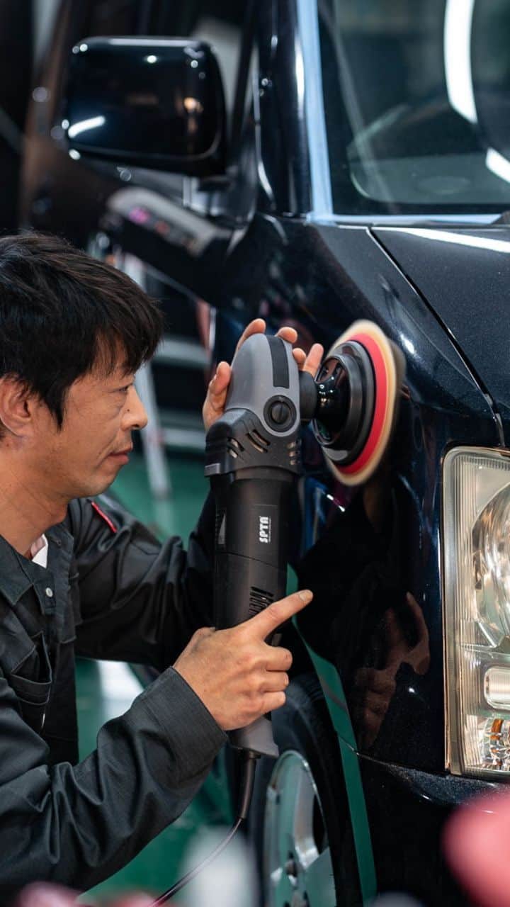 のインスタグラム：「#JAutoShow #SONYFX3 #cardetailing #cardetail #deepdetailing #ディテーリング #カーディテーリング #洗車 #cinematicvideo #cinematiccars #detailing #autodetailing」