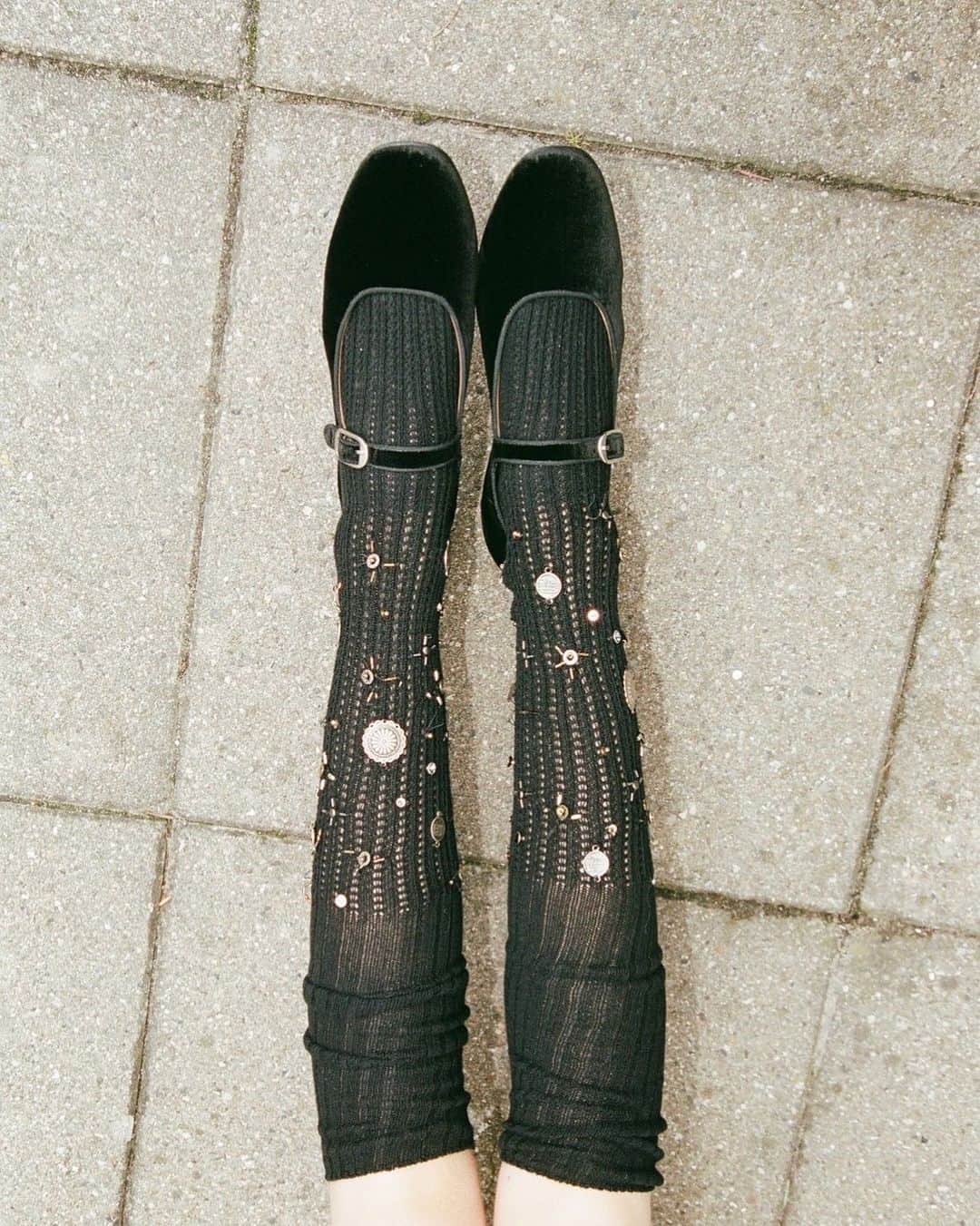 シー ニューヨークのインスタグラム：「Add a little sparkle to your day in the Bethel socks✨」