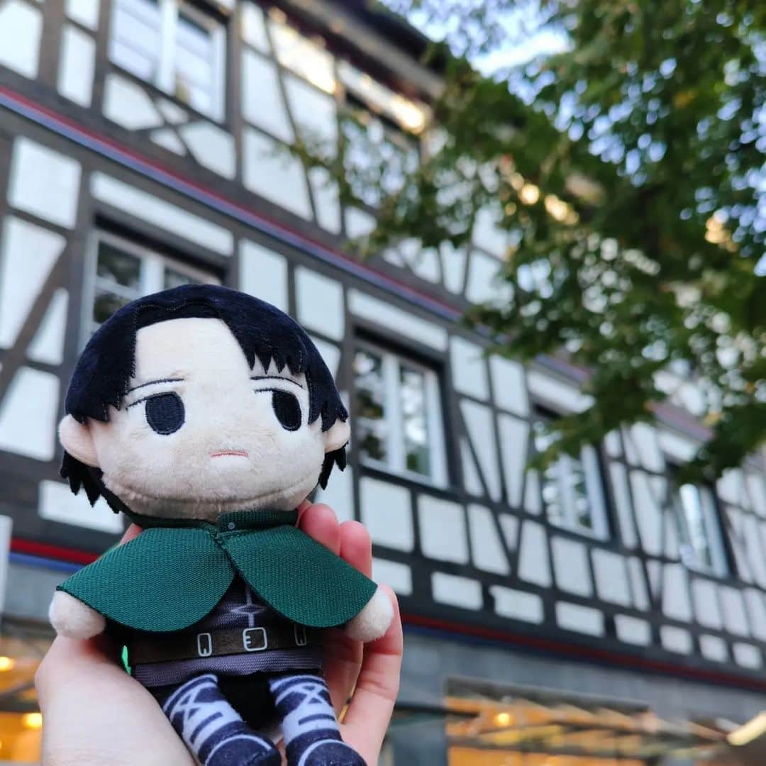 のインスタグラム：「巨人的房屋和德國傳統房屋很像！  #進撃の巨人 #shingekinokyojin」