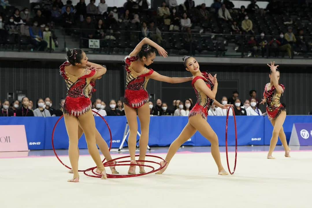 日本体操協会さんのインスタグラム写真 - (日本体操協会Instagram)「第76回全日本新体操選手権大会🇯🇵10/29 * 女子団体種目別 フープ5結果 1位　#日ノ本学園高等学校　 2位　#東京女子体育大学 3位　#昭和学院高校　　 4位　#日本女子体育大学  5位　#金蘭会高等学校　 6位　#東金RG　 7位　#日本体育大学　 8位　#国士舘大学　  大会情報ページ👉️ https://www.jpn-gym.or.jp/rhythmic/event/34999/  #全日本新体操選手権 #2023RGALLJAPAN #新体操 #rhythmicgymnastics #男子新体操 #mensrhythmicgymnastics」11月4日 22時17分 - gymnasticsjapan