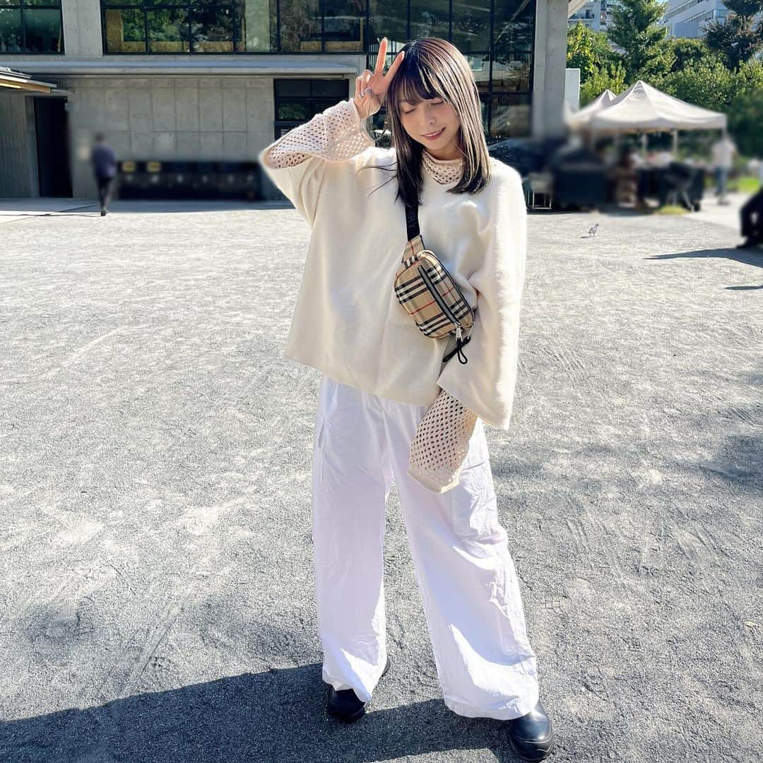 草場愛さんのインスタグラム写真 - (草場愛Instagram)「好評だったからあげてみる。 お洋服大好きだから全身写真もう少しあげたいなあ😶💭」11月4日 22時28分 - manami_k1017